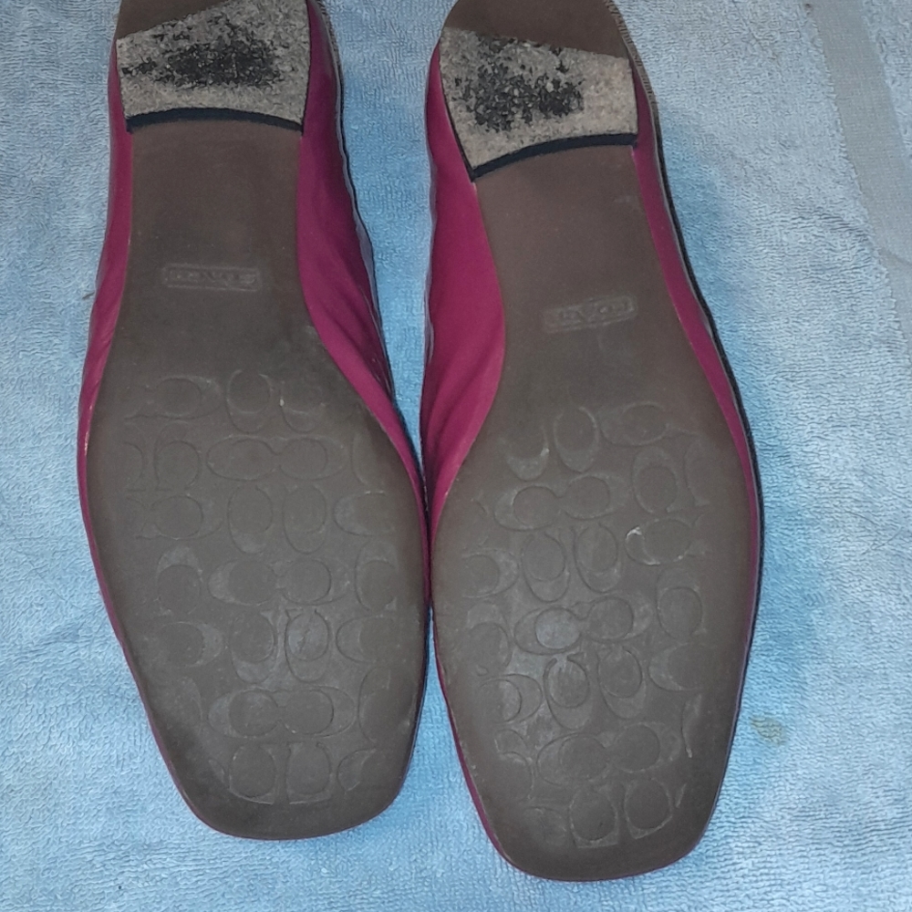 Cute bright pink Coach ballet flats size 6.5B - Picture 3 of 7